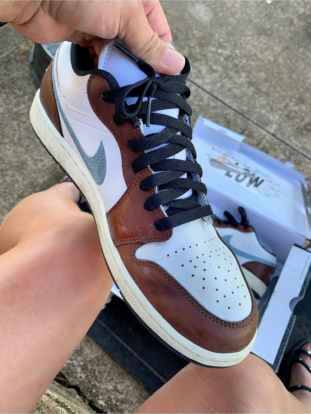 Jordan Air Jordan 1 Retro Low SE Brown Blue Grey Sneakers Brown & White US 11 - Picture 3 of 7